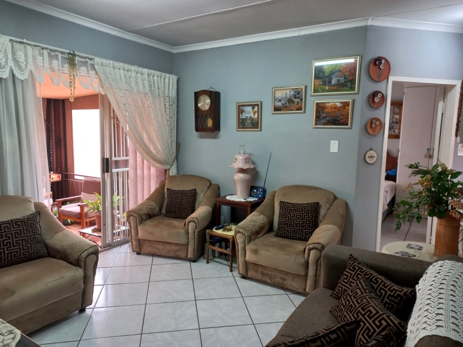 3 Bedroom Property for Sale in Safari Gardens North West